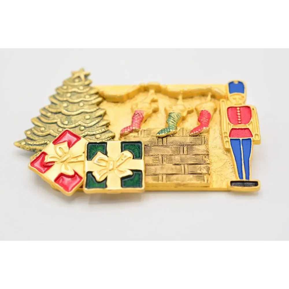 Vintage Christmas Scene Pin Brooch Fireplace Tree Stockings Brushed Gold BinAQ